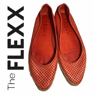 The Flexx Sunny Espadrille Flat